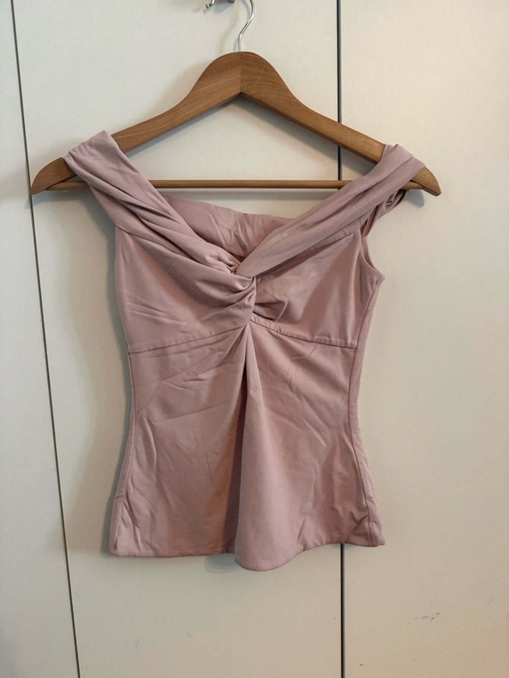 Aritzia Twist-Front Off-Shoulder Camisole in Dusty Rose